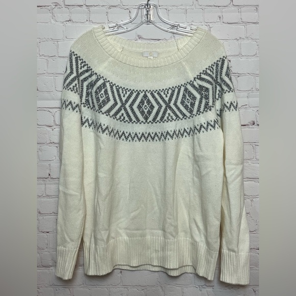 Charming Charlie Silver Metallic Accent Fair Isle Sweater - Picture 1 of 11